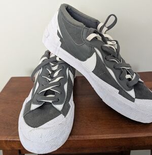 Nike Sacai Low Top Blazer Iron Gray and White Sneakers Size 11 DD 1877 002